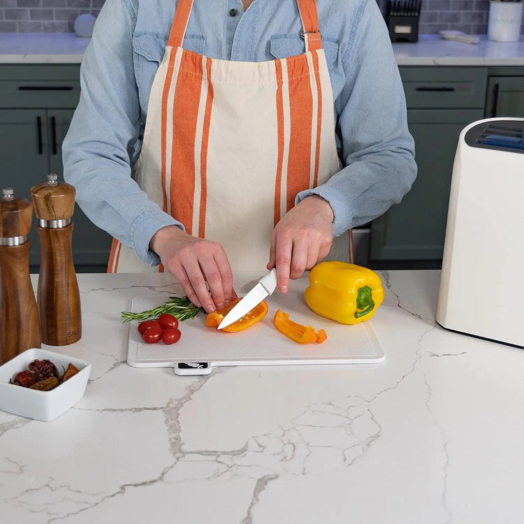 Smart Cutting Board and Knife Set